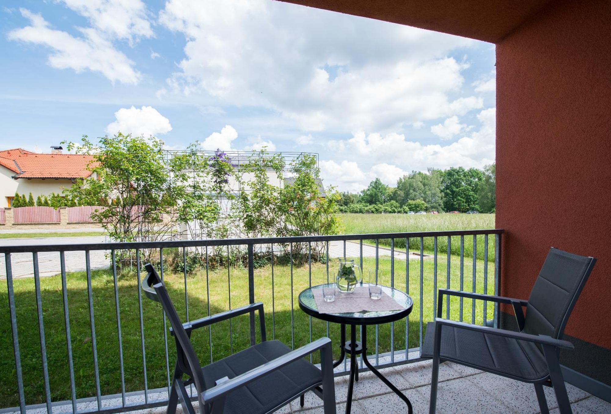 Relax Park Trebon I Aparthotel Exterior photo